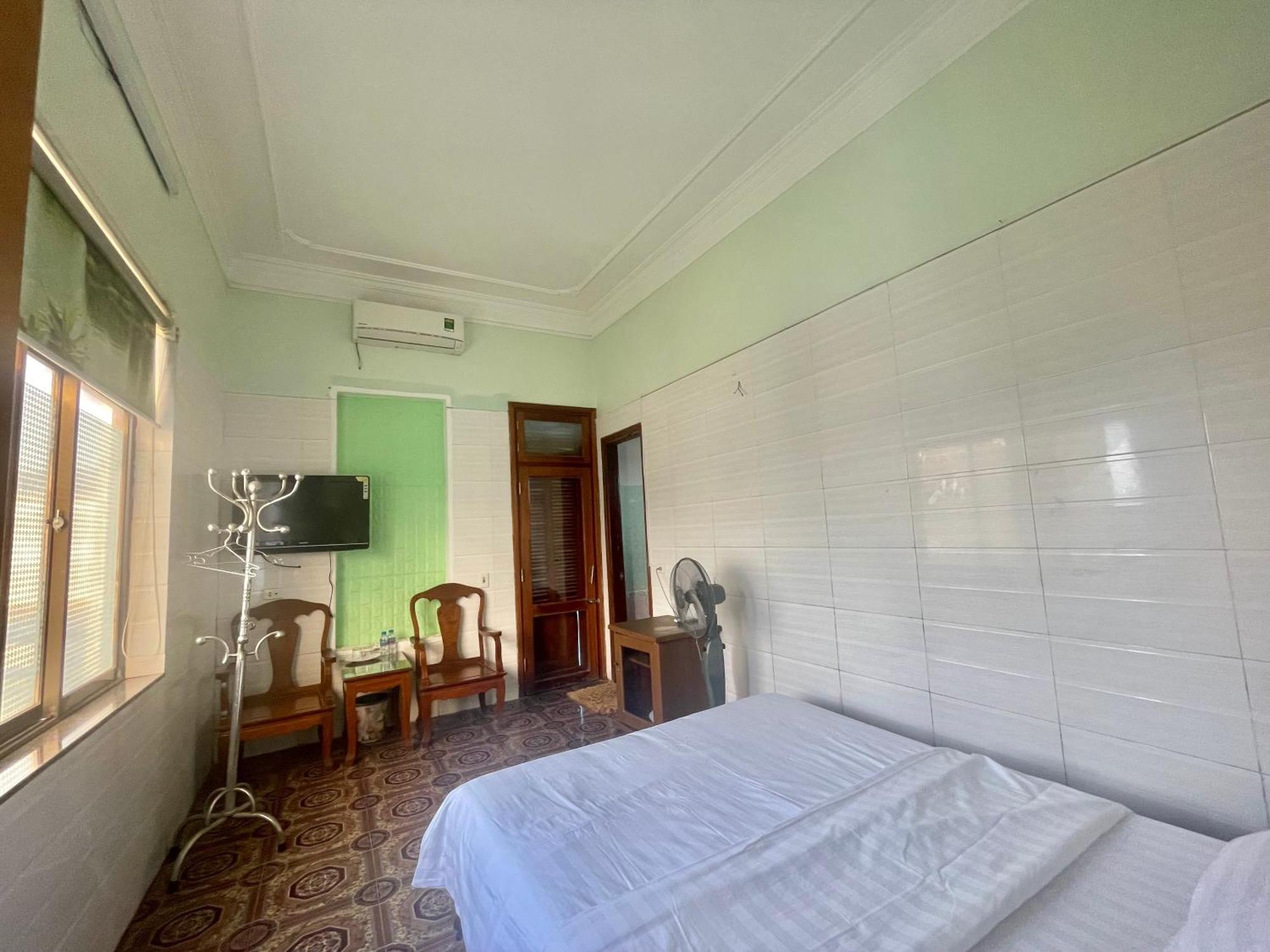 Bach Dai Dung Hotel Provinz Hà Tĩnh Exterior foto