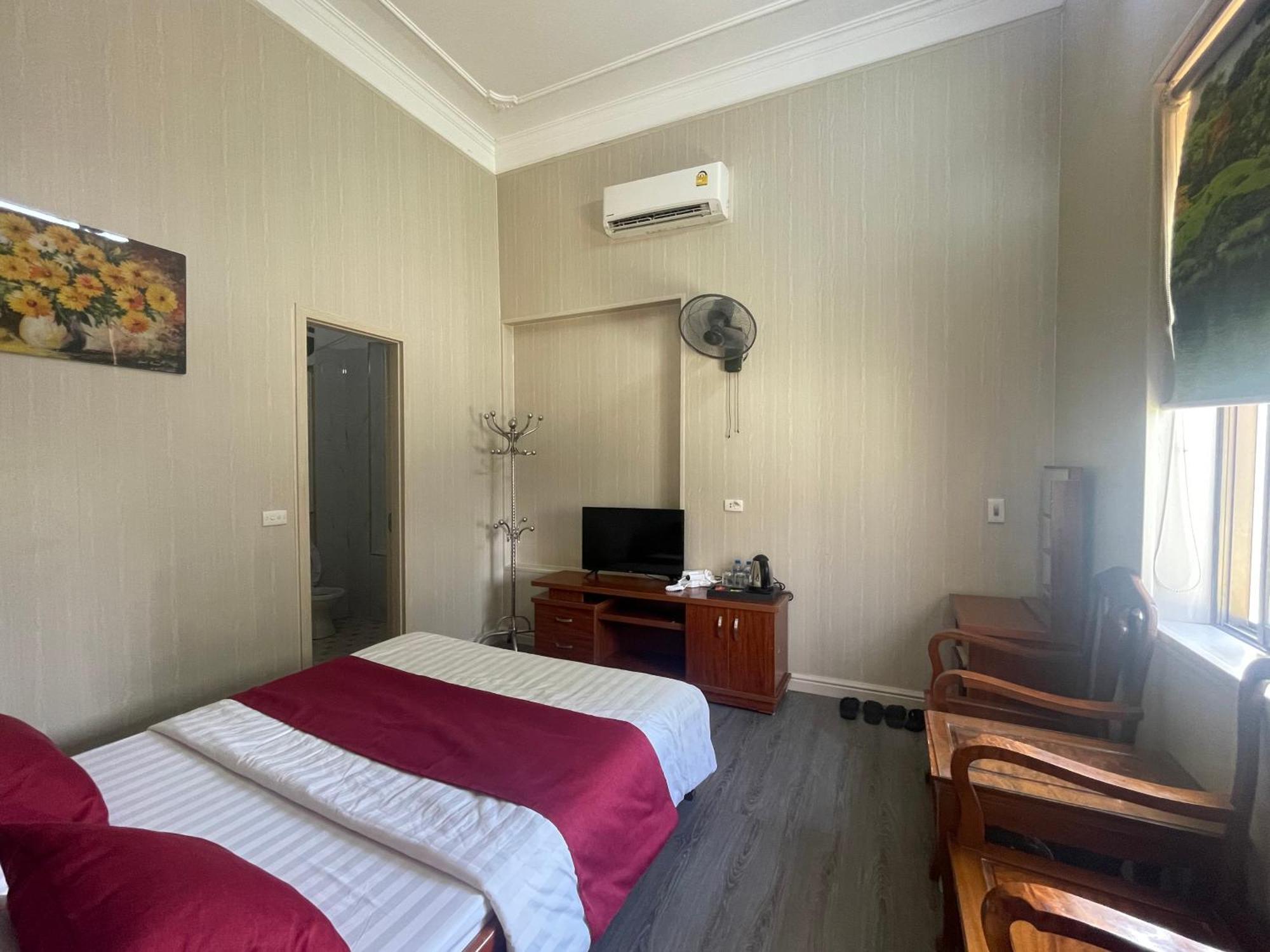 Bach Dai Dung Hotel Provinz Hà Tĩnh Exterior foto